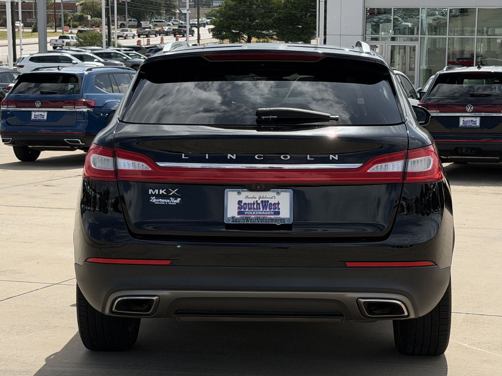 2016 Lincoln MKX — detail view