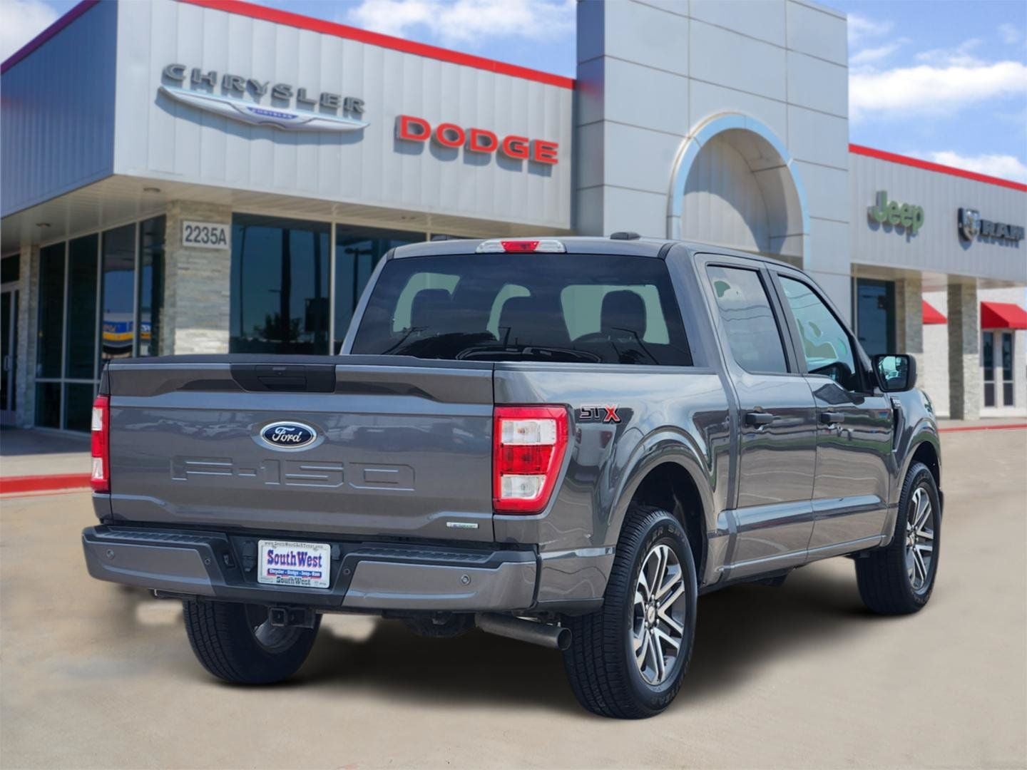2021 Ford F-150 — detail view