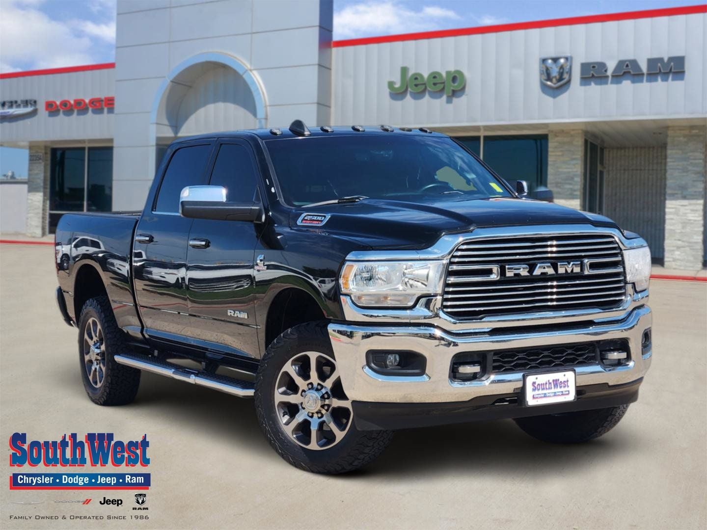 2021 RAM Ram 2500 Lone Star Crew Cab 4x4 6'4' Box in Diamond Black Crystal Pearlcoat — front three-quarter view