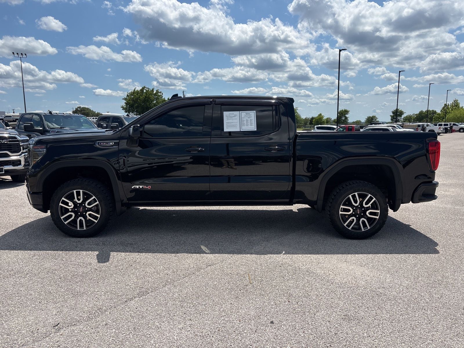2024 GMC Sierra 1500 — side profile view