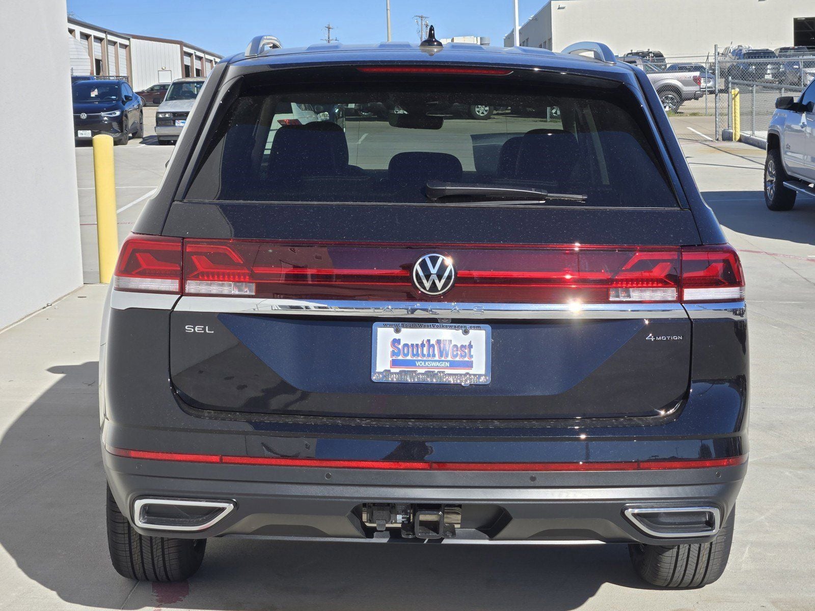 2025 Volkswagen Atlas — detail view