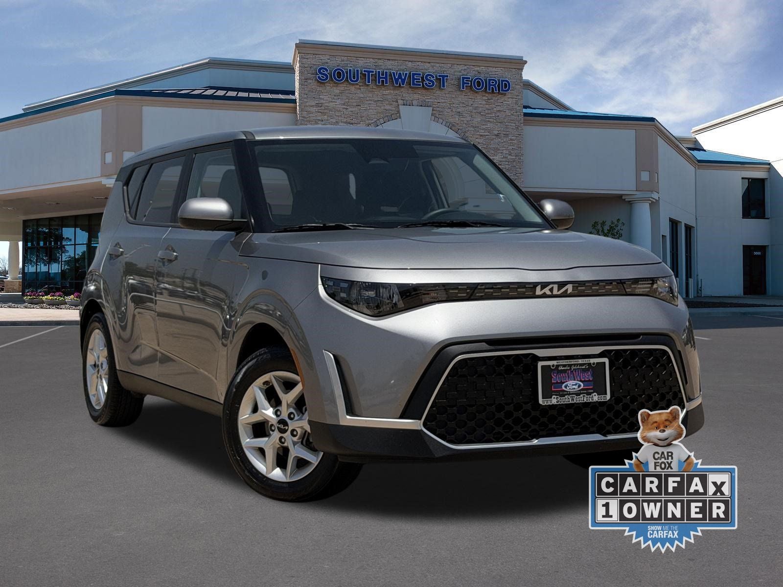 2025 Kia Soul LX in Steel Gray — front three-quarter view