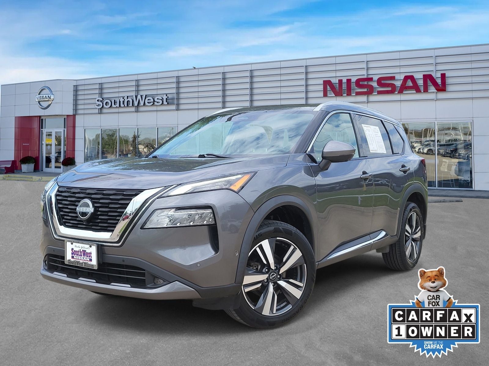 2022 Nissan Rogue SL in Gun Metallic — front three-quarter view