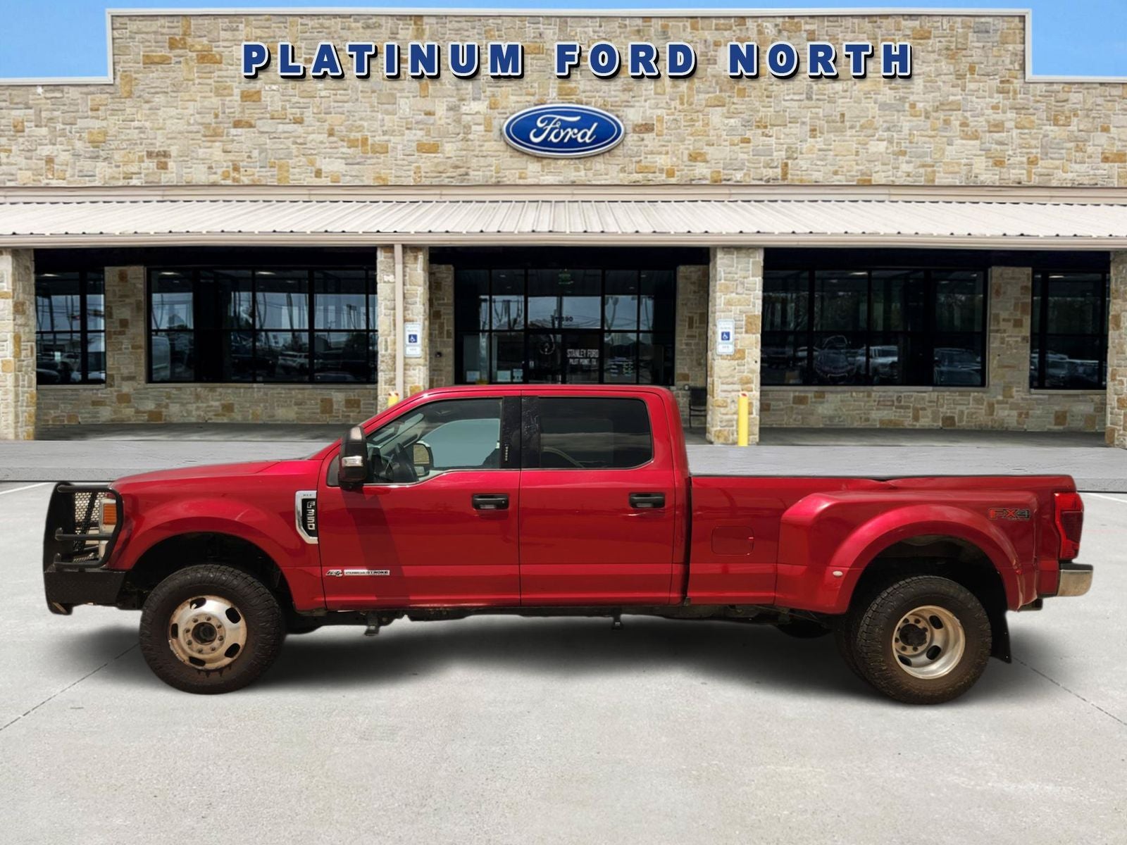 2022 Ford F-350SD — rear three-quarter view