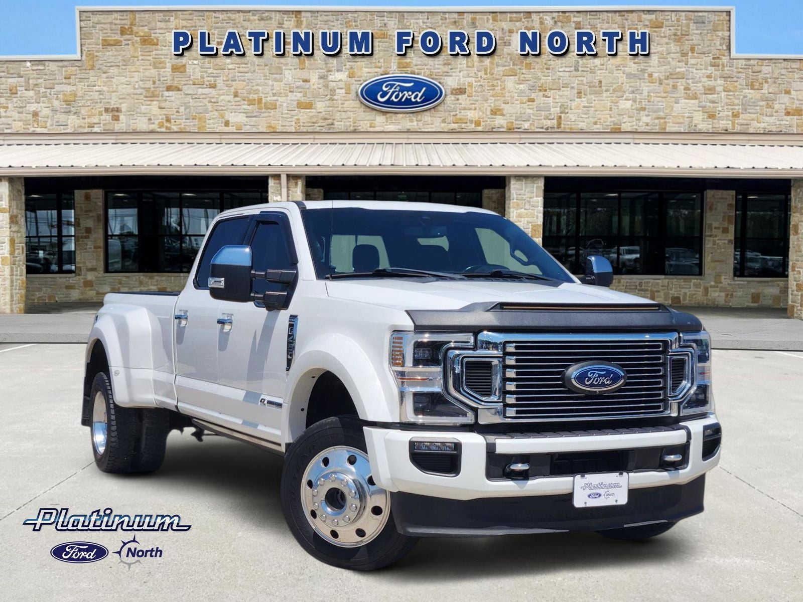 2020 Ford F-450SD Platinum DRW in White Metallic — front three-quarter view