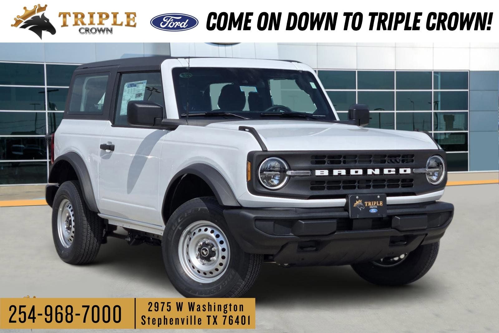 2026 Ford Bronco Base in Oxford White — front three-quarter view