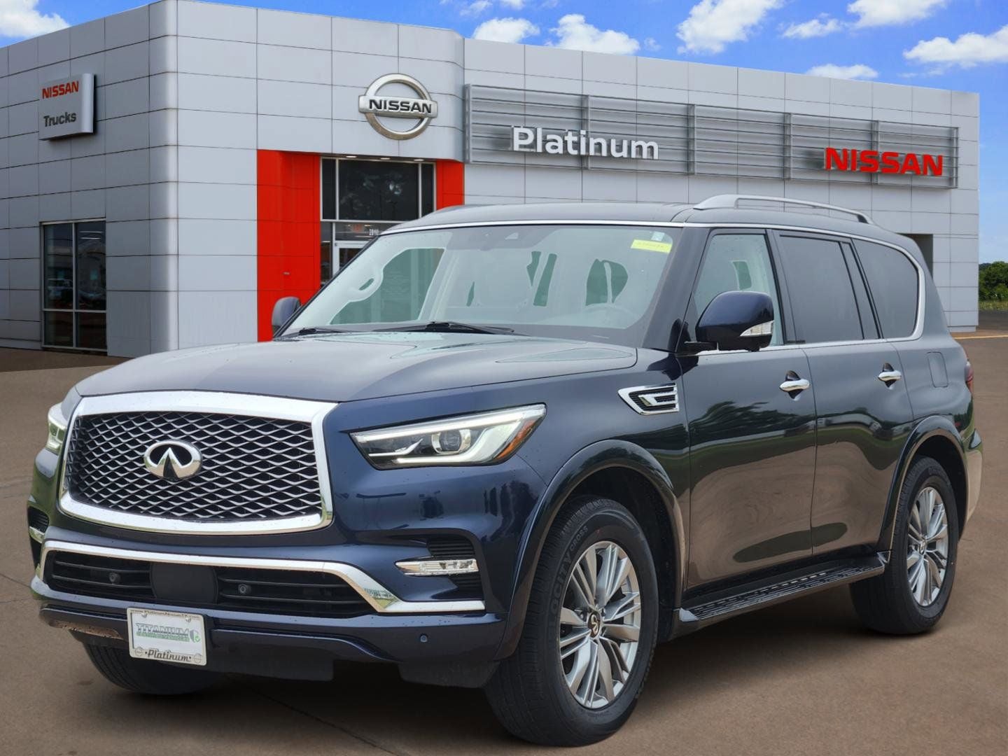 2024 INFINITI QX80 — side profile view