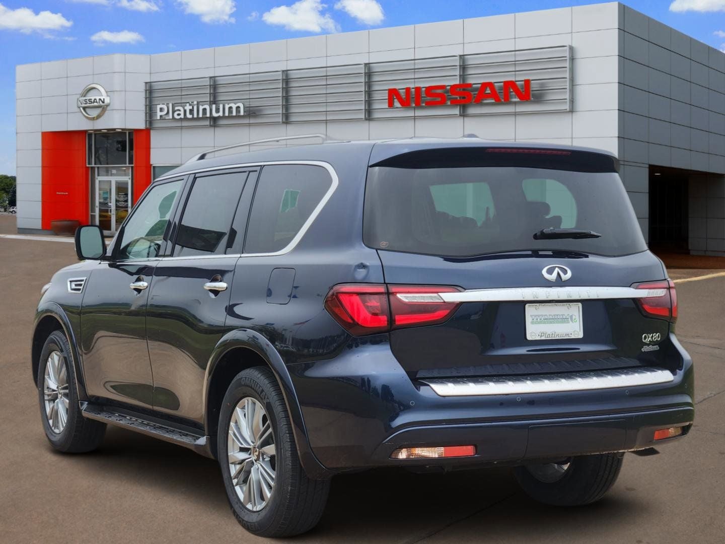 2024 INFINITI QX80 — detail view