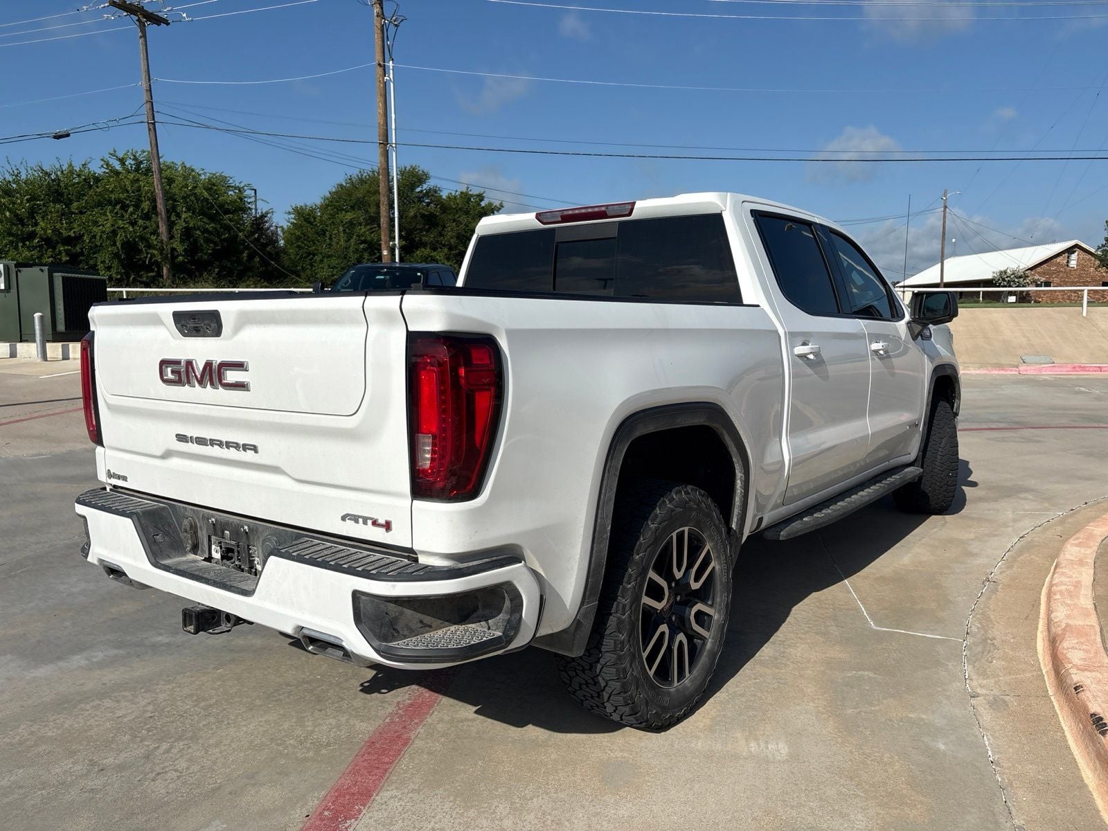 2022 GMC Sierra 1500 — detail view