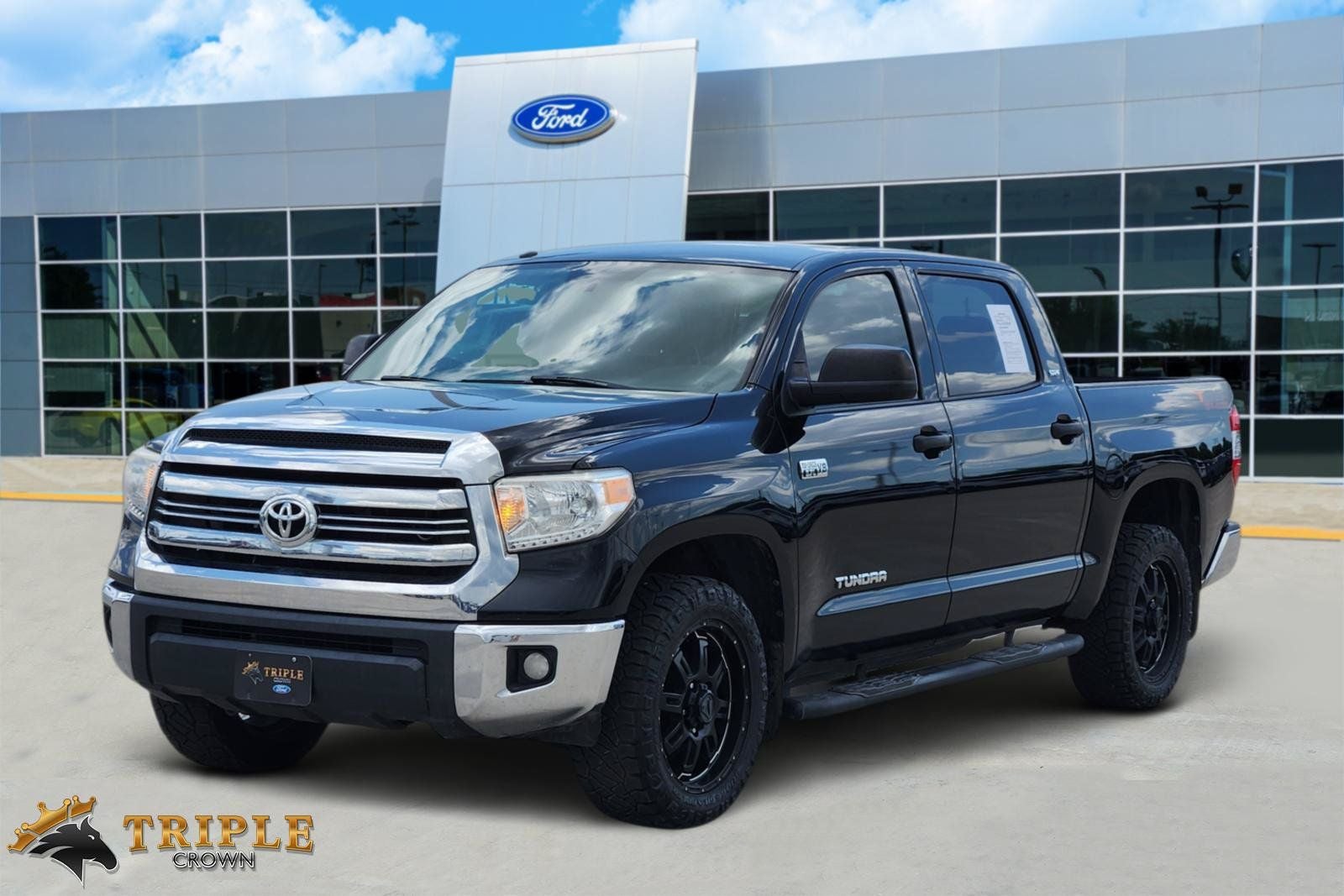2016 Toyota Tundra — side profile view