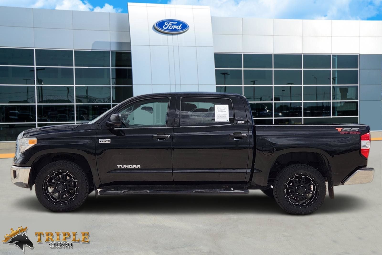 2016 Toyota Tundra — rear three-quarter view