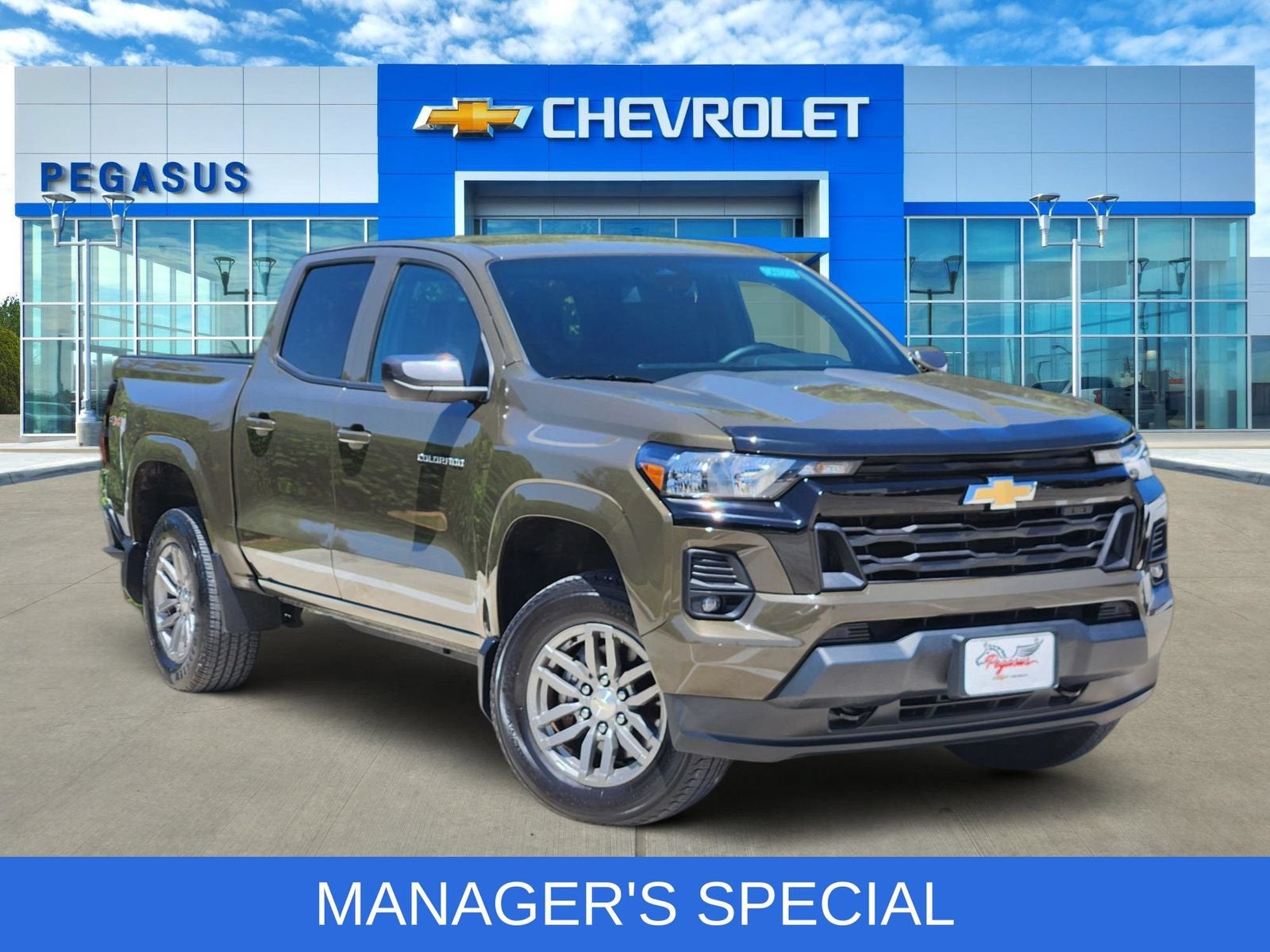 2023 Chevrolet Colorado LT in Harvest Bronze Metallic — front three-quarter view