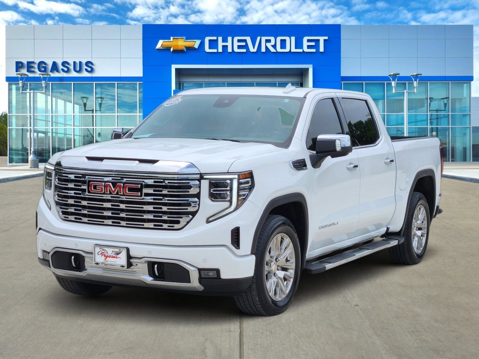 2024 GMC Sierra 1500 — side profile view