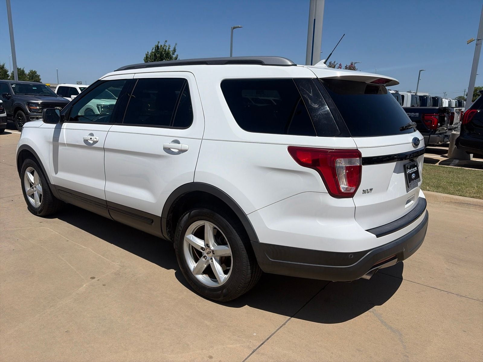 2018 Ford Explorer — detail view