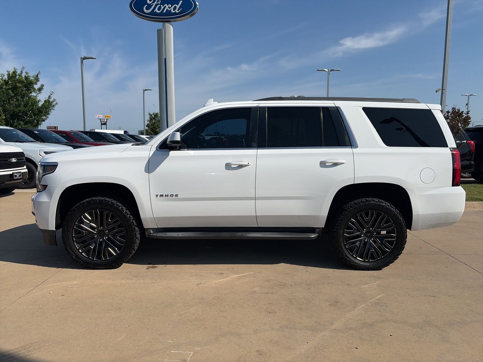 2016 Chevrolet Tahoe — side profile view